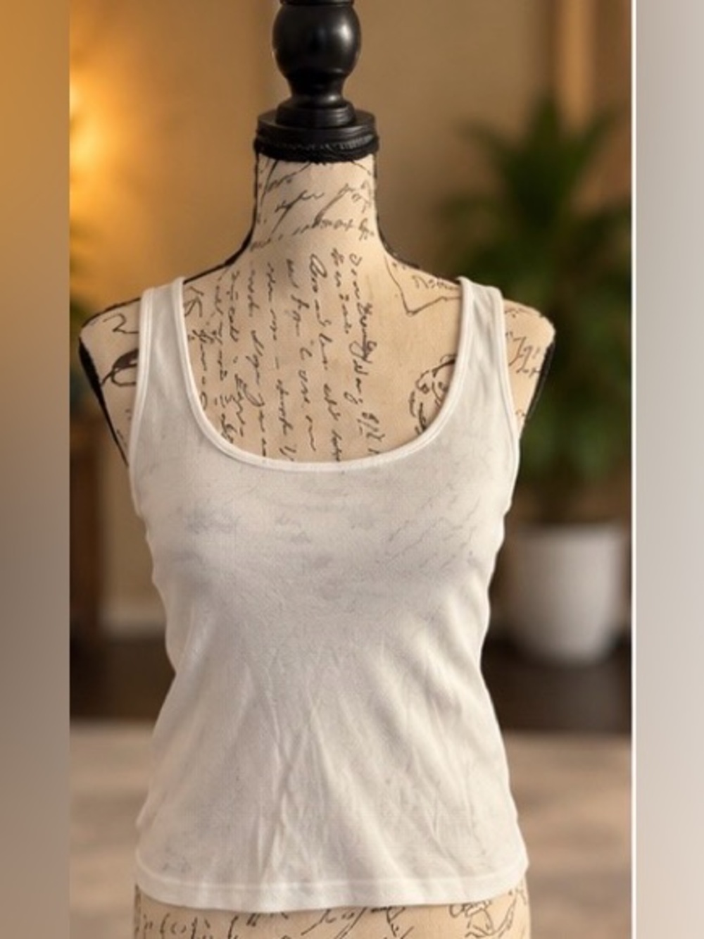 Zara White Ribbed Scoop Neck Tank Top Women’s Medium